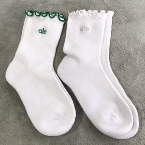 Alo Yoga Women's Ankle Socks Lettuce Edge 2 pairs Size S/M